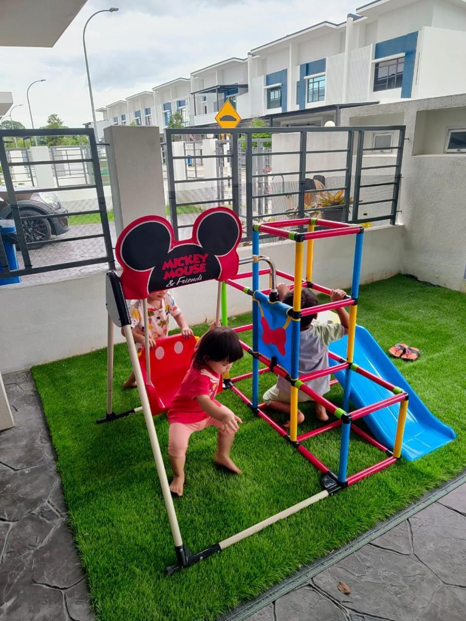 Homestay Idamanku Shah Alam Exteriör bild